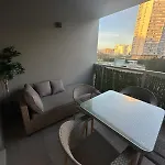 Elite 1e Apartment *