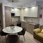 Elite 1e Apartment *