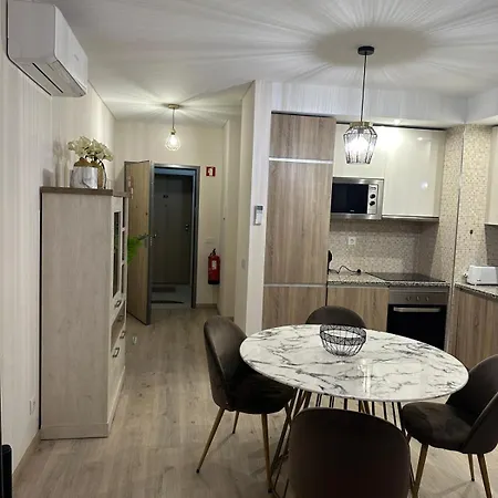 Elite 1e Apartment *